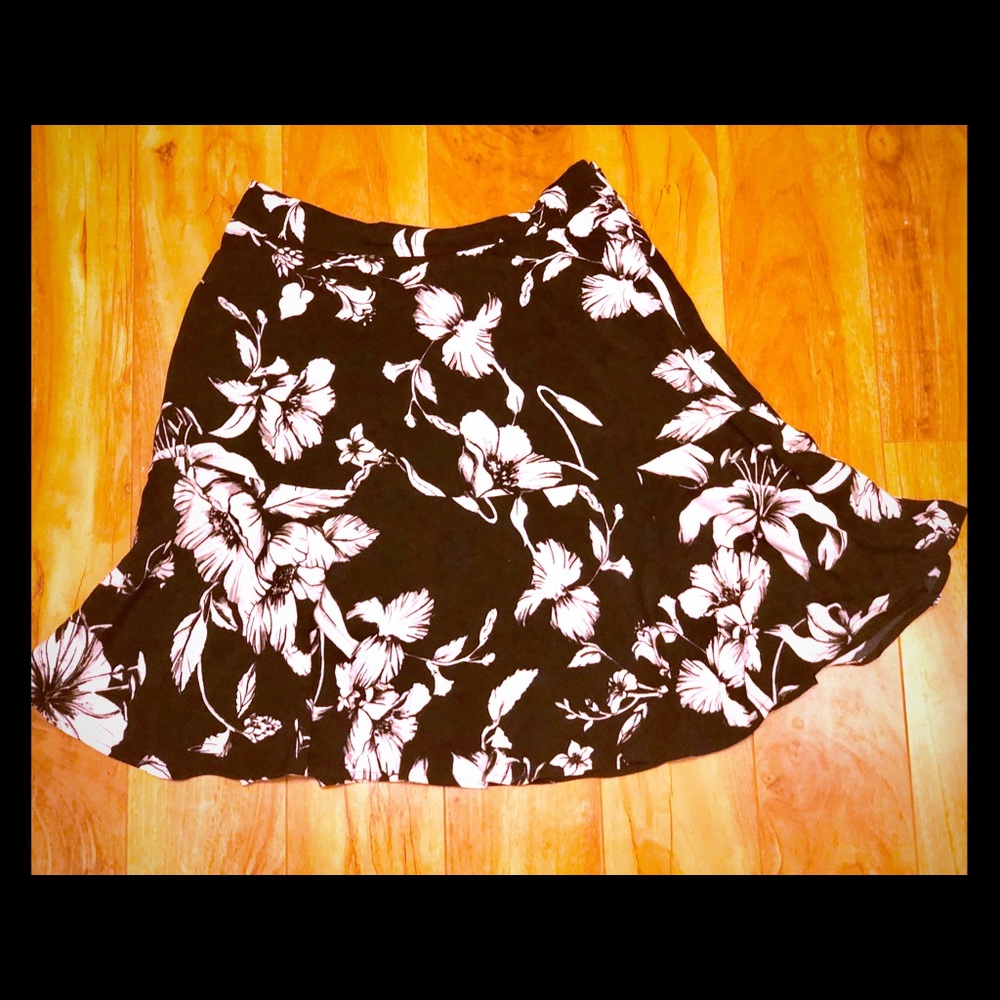 WHBM floral skirt